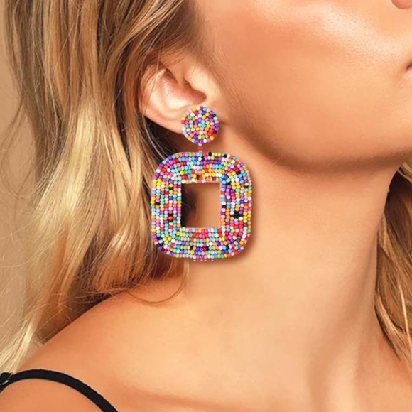 Jewelry - Multicolor beaded earrings